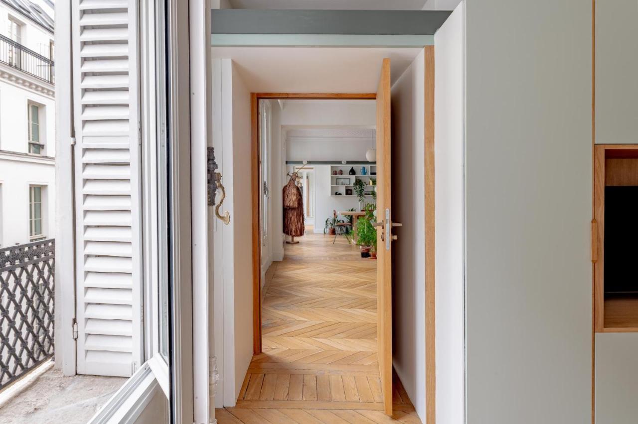 Very Spacious And Stylish At The Opera. Apartment